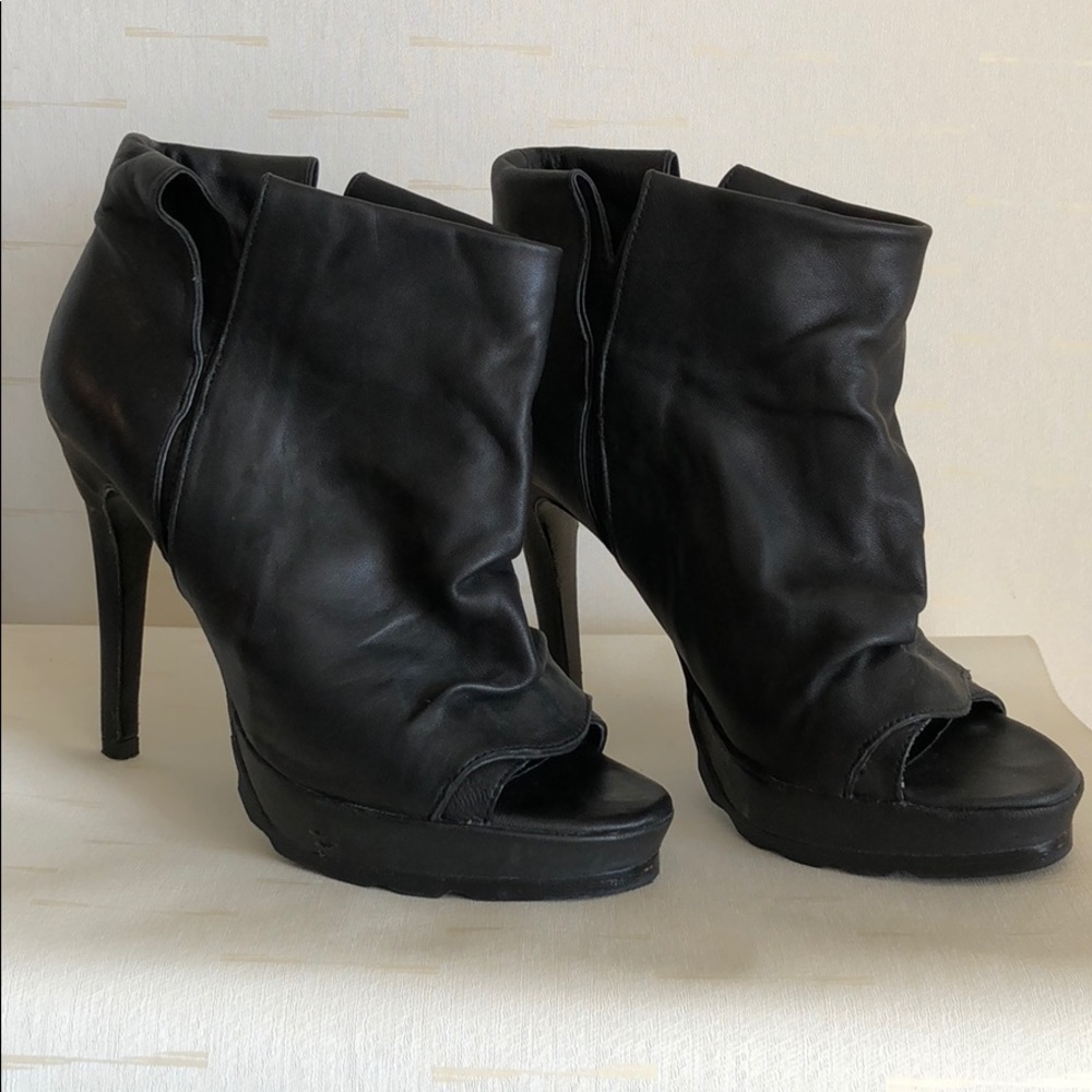 Dolce Vita Black Slouchy Ankle Booties